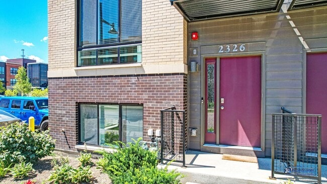 2326 Venture Dr in Schaumburg, IL - Building Photo - Building Photo