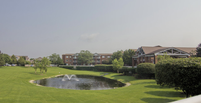 Peace Village Senior Apartments in Palos Park, IL - Foto de edificio - Building Photo