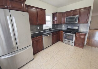 46-48-48 Washington Pkwy in Bayonne, NJ - Building Photo - Building Photo