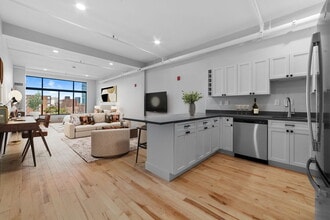 70 Northampton St, Unit 404 in Boston, MA - Foto de edificio - Building Photo