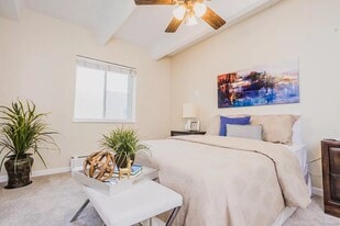 590 N Logan St, Unit 308