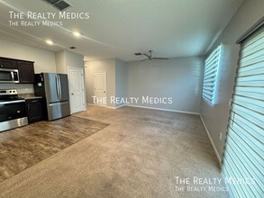 819 Grandin St in Davenport, FL - Building Photo - Building Photo