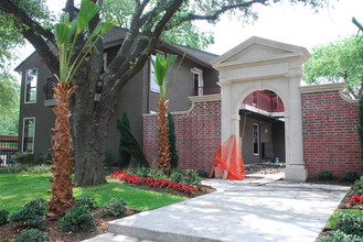 Newport Apartments in Dallas, TX - Building Photo - Building Photo