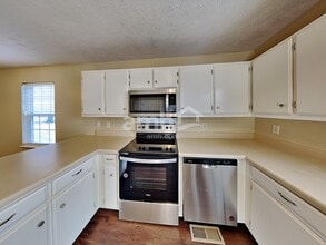 2825 Islington Dr in Murfreesboro, TN - Building Photo - Building Photo