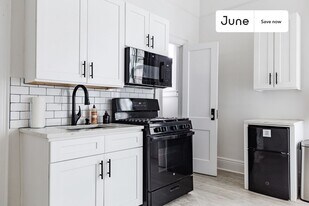 211 Lafayette Ave, Unit 5 in New York, NY - Building Photo