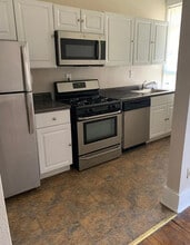 1733 Poplar Ave in Memphis, TN - Foto de edificio - Building Photo