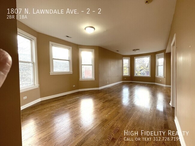 1807 N Lawndale Ave in Chicago, IL - Building Photo - Building Photo