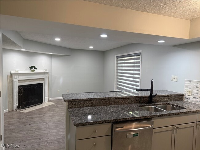 8297 Quail Point Ln in Mentor, OH - Building Photo - Building Photo