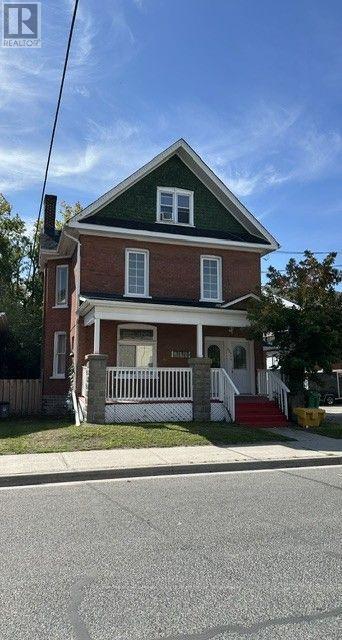 property at 293 Dalhousie St