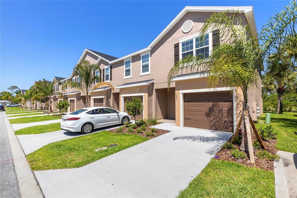 1098 Grantham Dr in Sarasota, FL - Building Photo