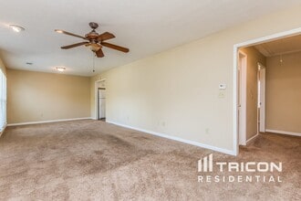 1511 Country Ct in Auburn, GA - Building Photo - Building Photo
