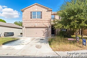 6023 Pleasant Lake in San Antonio, TX - Foto de edificio
