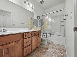 7198 E Normal Ave in Fresno, CA - Building Photo - Building Photo