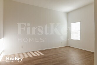 437 Maple Bnd Ln in La Marque, TX - Foto de edificio - Building Photo