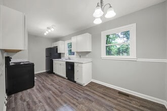 406 Alda Dr in Monroe, NC - Building Photo - Building Photo