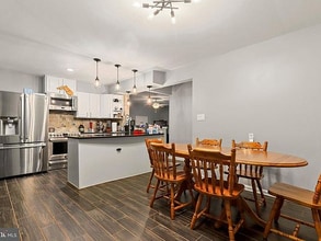 8313 Rolling Rd in Manassas, VA - Building Photo - Building Photo