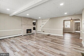 5885 Avis Ln in Harrisburg, PA - Building Photo - Building Photo