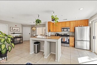 3023 Sunrise Bay Ave in North Las Vegas, NV - Building Photo - Building Photo