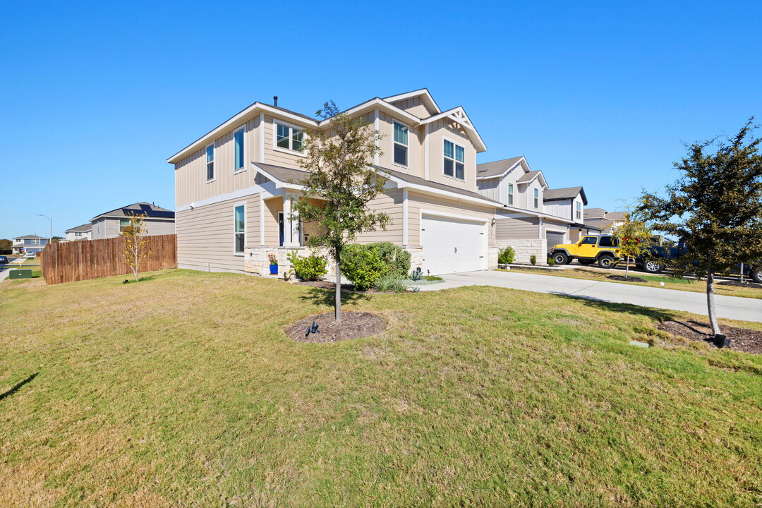 301 Black Alder St in Georgetown, TX - Building Photo