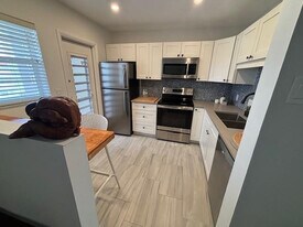 4310 NW 12th Ct in Lauderhill, FL - Building Photo