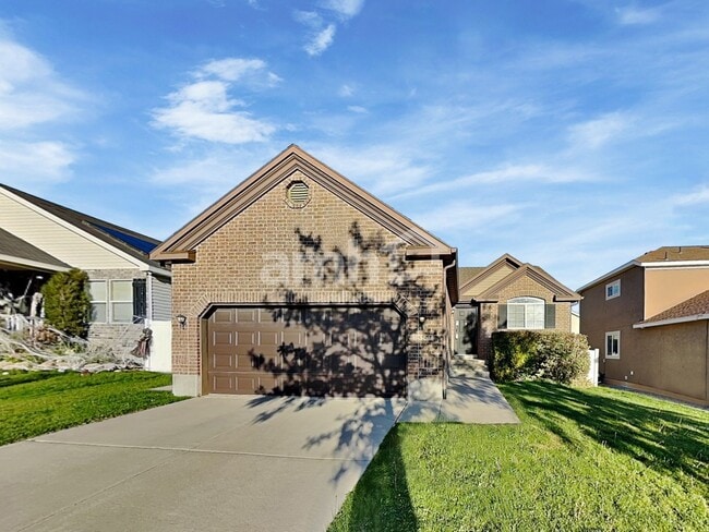 property at 8359 Sawtooth Oak Dr