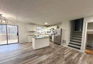 1909 Suwanee Valley Rd NW in Lawrenceville, GA - Building Photo - Building Photo