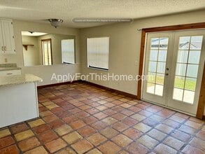 2008 Donegal Ct in Oldsmar, FL - Building Photo - Building Photo