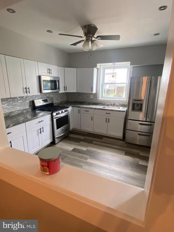 5605 Lebanon Ave in Philadelphia, PA - Building Photo - Building Photo