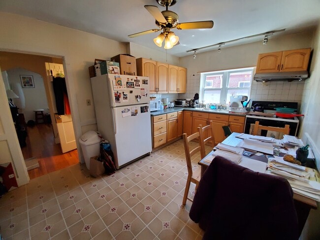 24 Brock St, Unit 3