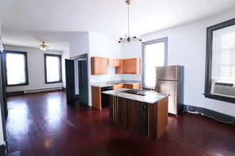 1531 Elm St in Cincinnati, OH - Building Photo - Building Photo