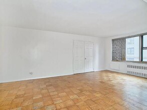 310 Lenox Rd in Brooklyn, NY - Building Photo - Building Photo