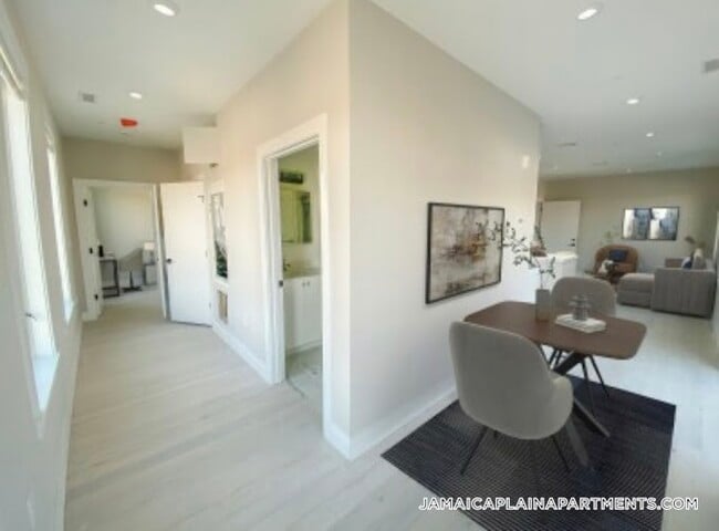 197 Green St, Unit 205 in Boston, MA - Building Photo - Building Photo