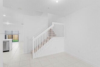 15983 SW 2nd Pl in Pembroke Pines, FL - Building Photo - Building Photo