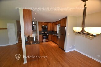 4904 Drendel Rd in Downers Grove, IL - Building Photo - Building Photo