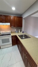 20825 NE 8th Ct in Miami, FL - Building Photo - Building Photo