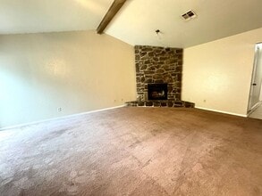 1403 W Madison St in Broken Arrow, OK - Foto de edificio - Building Photo