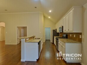 7432 Durness Dr in Fort Worth, TX - Building Photo - Building Photo