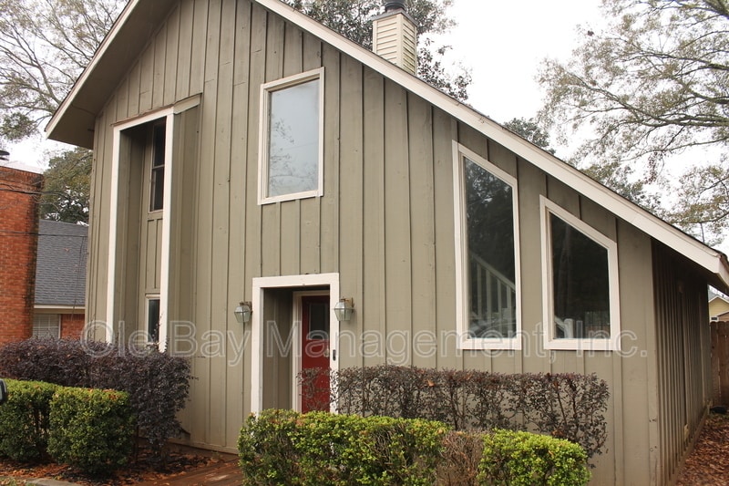 806 McNeil Ave in Mobile, AL - Building Photo