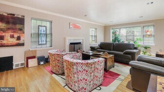 646 Green Briar Rd in Elkins Park, PA - Building Photo