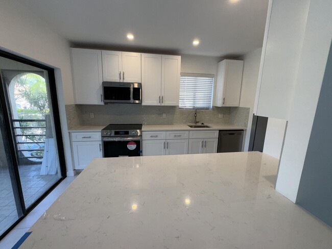6314 Longboat Ln W in Boca Raton, FL - Building Photo - Building Photo