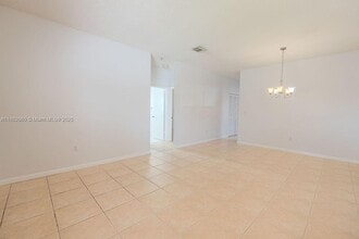 8117 NW 199th Terrace in Hialeah, FL - Building Photo - Building Photo