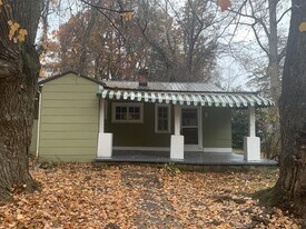 39 Shady Oak Dr in Asheville, NC - Building Photo