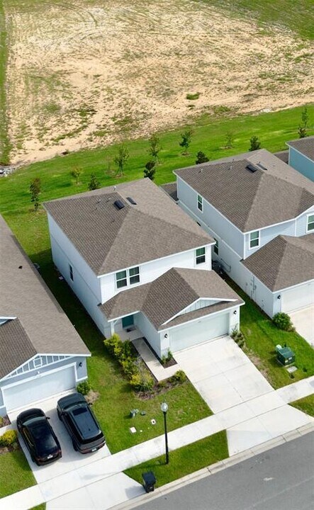 2143 Charming Ave in Davenport, FL - Building Photo