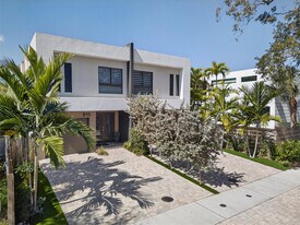 811 SW 10th Terrace in Fort Lauderdale, FL - Building Photo