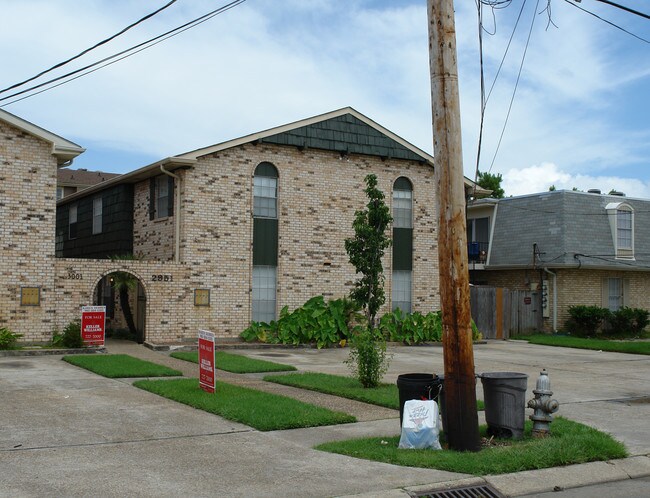 2951 Houma Blvd in Metairie, LA - Building Photo - Building Photo