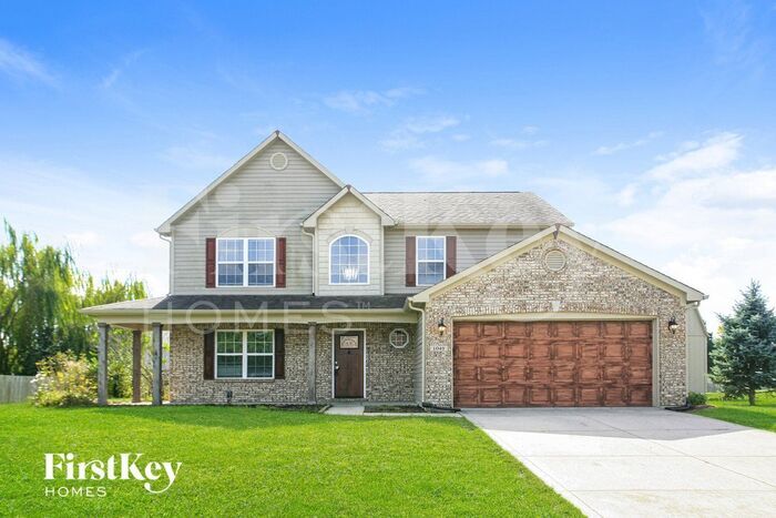 1049 Arabian Way in Bargersville, IN - Building Photo