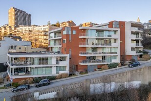 The Palisades of Mt. Adams in Cincinnati, OH - Building Photo