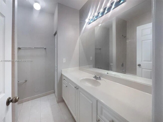 2730 NE 4th St in Homestead, FL - Building Photo - Building Photo