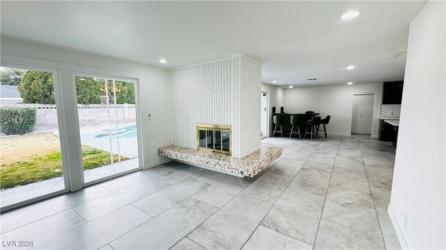 property at 2905 Mason Ave