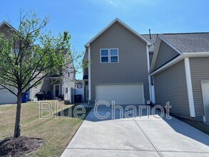 125 Winifred Dr in Morrisville, NC - Foto de edificio - Building Photo